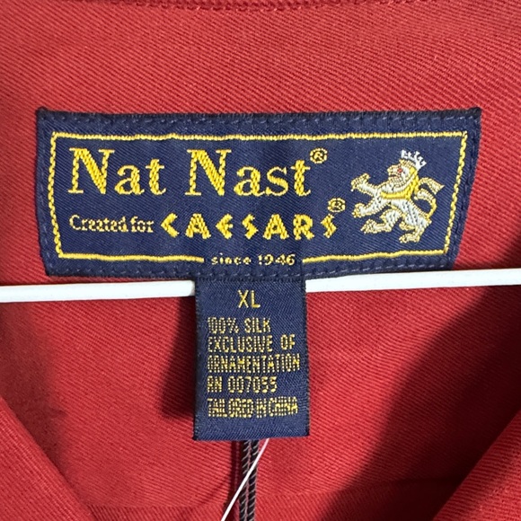 100% Silk Nat Nast Men's Limited Edition Poker Casual Red and Tan Button Shirt - Picture 10 of 13
